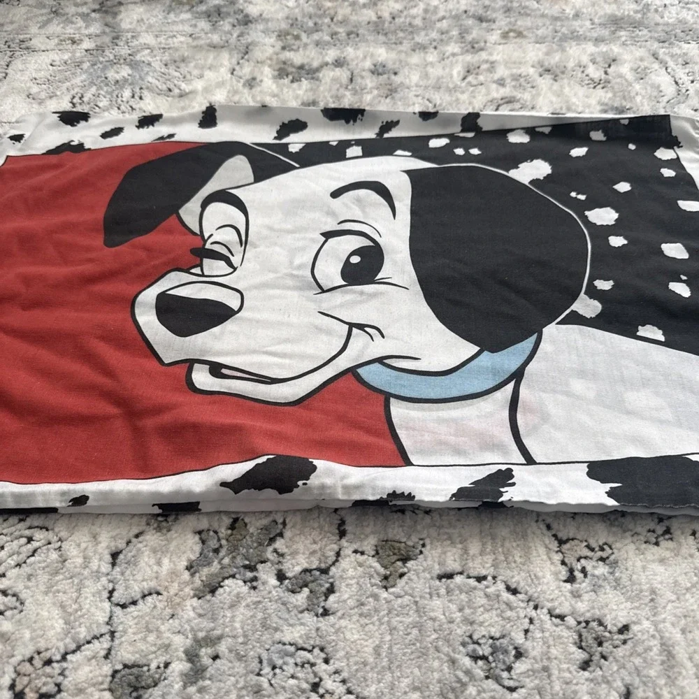 WALT DISNEY 101 DALMATIANS 2 SIDED PILLOWCASE 29